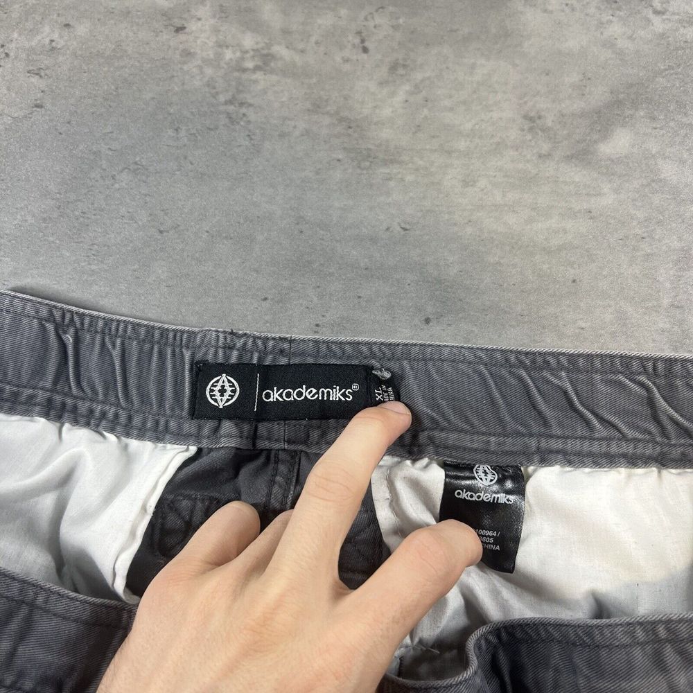 Akademiks Shorts Men XL 38x12 Gray Baggy Wide Leg Skate Y2K‎ Thrashed Drawstring - Picture 4 of 10